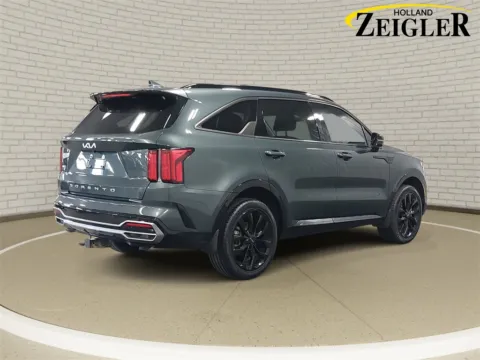 More photos of 2022 Kia Sorento X-Line EX at Zeigler Kia of Holland, MI