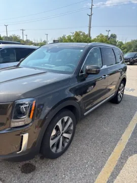 Photos of 2022 Kia Telluride S for sale in Holland, MI at Zeigler Kia of Holland