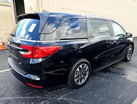 More photos of 2022 Honda Odyssey EX-L at Zeigler Kia of Holland, MI