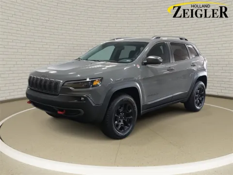 Used 2019 Jeep Cherokee Trailhawk for sale in Holland, MI at