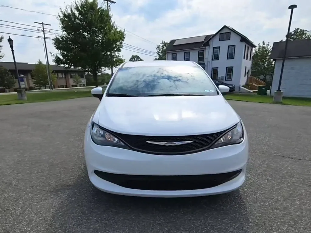 White 2022 Chrysler Voyager LX for sale in Holland, MI