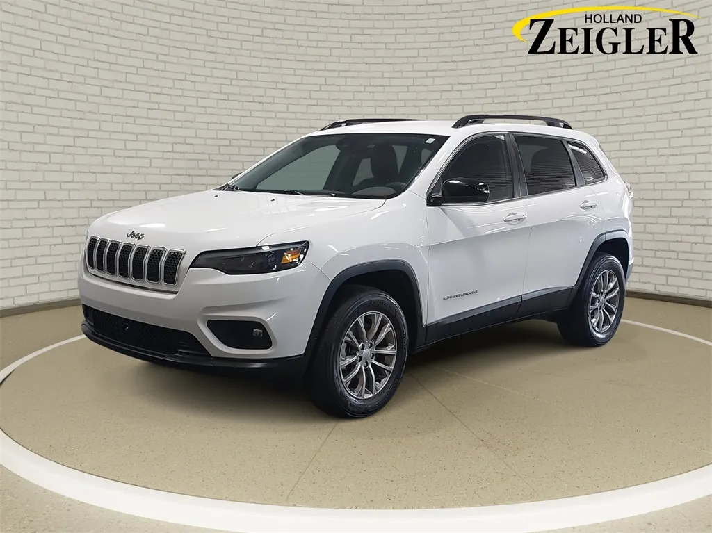 2022 Jeep Cherokee Latitude Lux for sale in Holland, MI