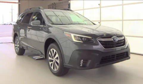 More photos of 2022 Subaru Outback Premium at Zeigler Kia of Holland, MI