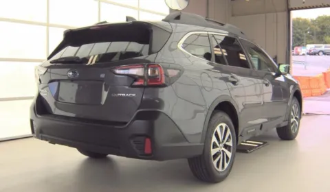 More photos of 2022 Subaru Outback Premium at Zeigler Kia of Holland, MI