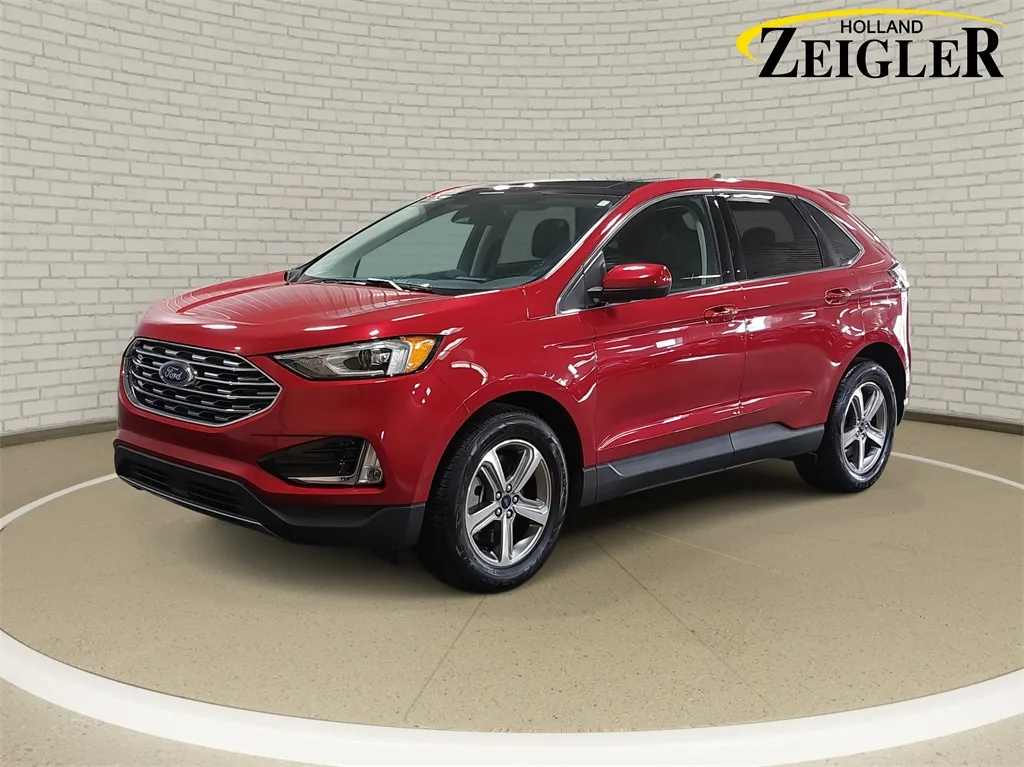 Red 2022 Ford Edge SEL for sale in Holland, MI