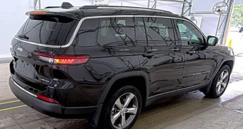 More photos of 2022 Jeep Grand Cherokee L Limited at Zeigler Kia of Holland, MI