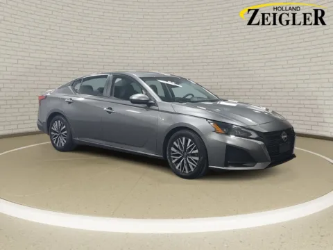 Another view of 2023 Nissan Altima 2.5 SV for sale in Holland, MI at Zeigler Nissan of Holland