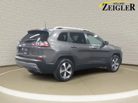 More photos of 2021 Jeep Cherokee Limited at Zeigler Nissan of Holland, MI