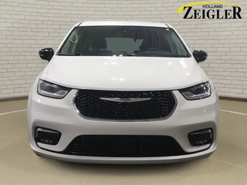 Photos of 2024 Chrysler Pacifica Touring L for sale in Holland, MI at Zeigler Nissan of Holland