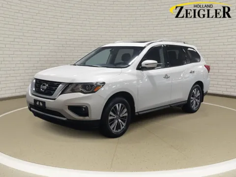White 2019 Nissan Pathfinder SL for sale in Holland, MI
