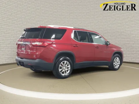 More photos of 2018 Chevrolet Traverse LT at Zeigler Nissan of Holland, MI
