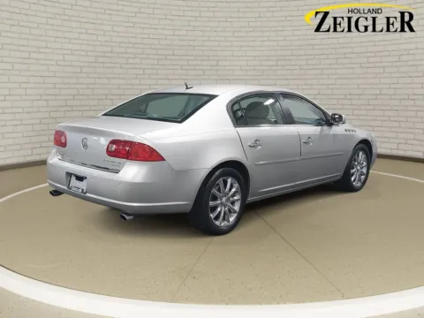 More photos of 2006 Buick Lucerne CXS at Zeigler Nissan of Holland, MI