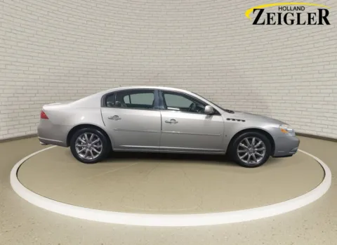 More photos of 2006 Buick Lucerne CXS at Zeigler Nissan of Holland, MI