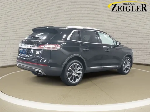 More photos of 2022 Lincoln Nautilus Reserve at Zeigler Nissan of Holland, MI