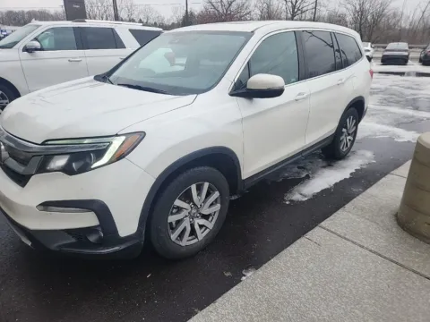 Another view of 2020 Honda Pilot EX-L for sale in Holland, MI at Zeigler Nissan of Holland
