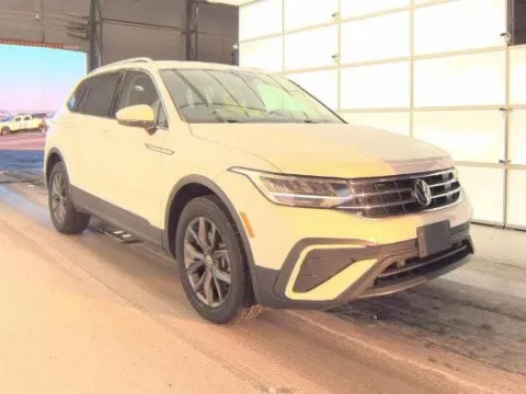 More photos of 2022 Volkswagen Tiguan 2.0T SE at Zeigler Nissan of Holland, MI
