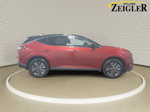 More photos of 2025 Nissan Murano SL at Zeigler Nissan of Holland, MI