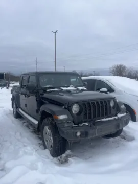 Photos of 2020 Jeep Gladiator Sport for sale in Holland, MI at Zeigler Nissan of Holland