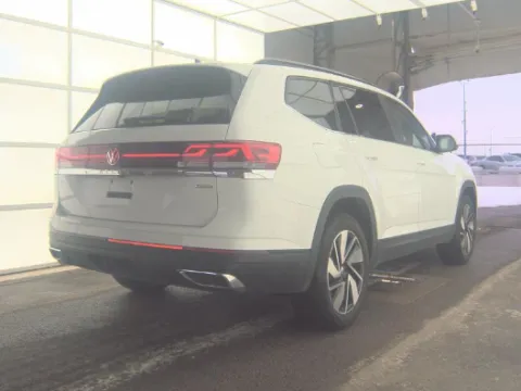 More photos of 2025 Volkswagen Atlas 2.0T SE w/Technology at Zeigler Nissan of Holland, MI