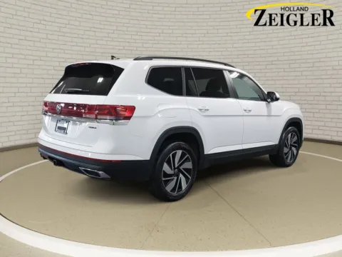 More photos of 2025 Volkswagen Atlas 2.0T SE w/Technology at Zeigler Nissan of Holland, MI
