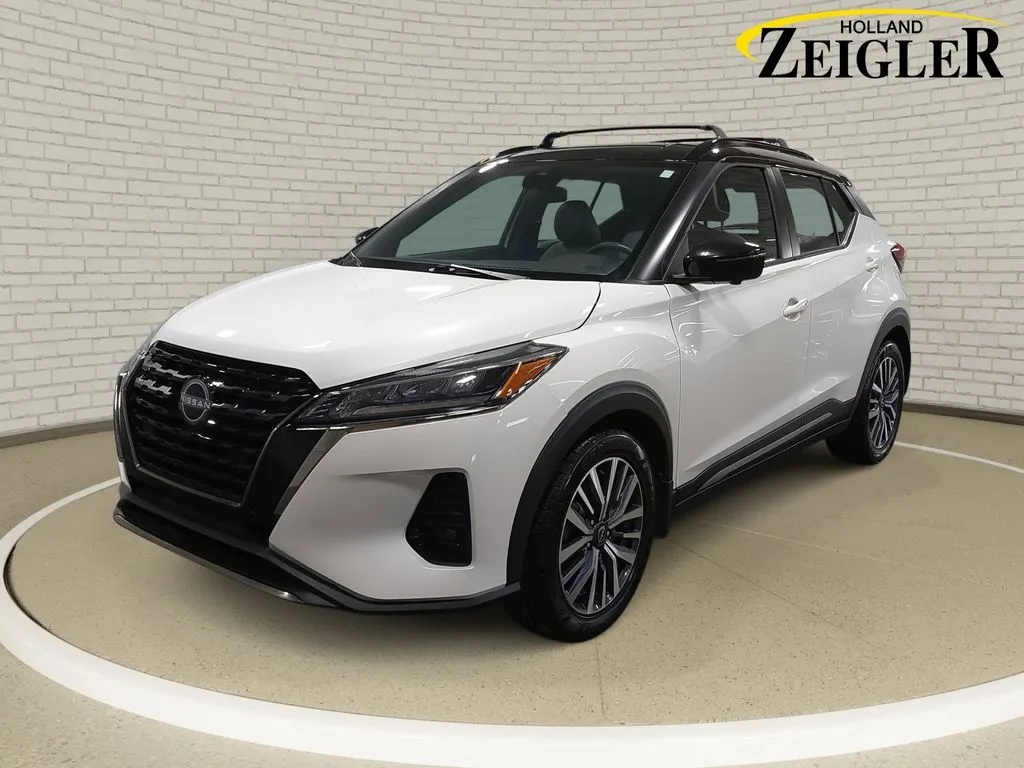 Black 2023 Nissan Kicks SR for sale in Holland, MI