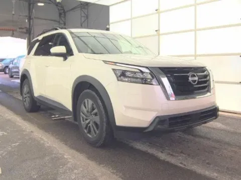 White 2024 Nissan Pathfinder SV for sale in Holland, MI