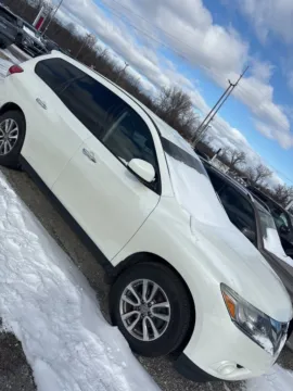 Photos of 2015 Nissan Pathfinder S for sale in Holland, MI at Zeigler Nissan of Holland