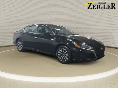 Another view of 2024 Nissan Altima 2.5 SV for sale in Holland, MI at Zeigler Nissan of Holland