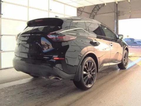 More photos of 2023 Nissan Murano SV at Zeigler Nissan of Holland, MI
