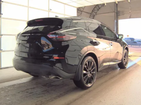 More photos of 2023 Nissan Murano SV at Zeigler Nissan of Holland, MI