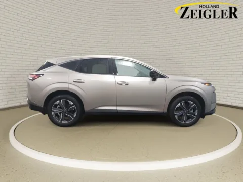 More photos of 2025 Nissan Murano SL at Zeigler Nissan of Holland, MI