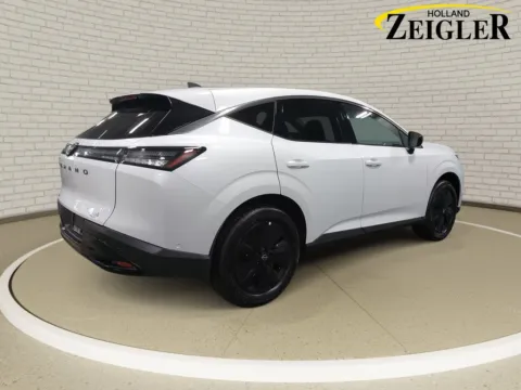 More photos of 2025 Nissan Murano SV at Zeigler Nissan of Holland, MI