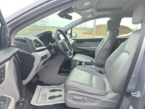 More photos of 2022 Honda Odyssey EX-L at Zeigler Nissan of Holland, MI