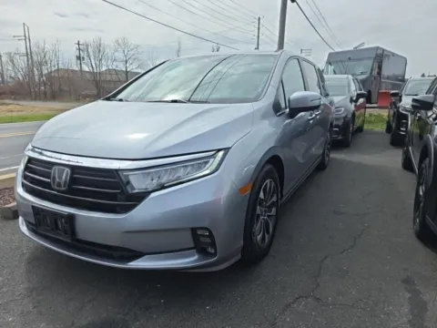 More photos of 2022 Honda Odyssey EX-L at Zeigler Nissan of Holland, MI