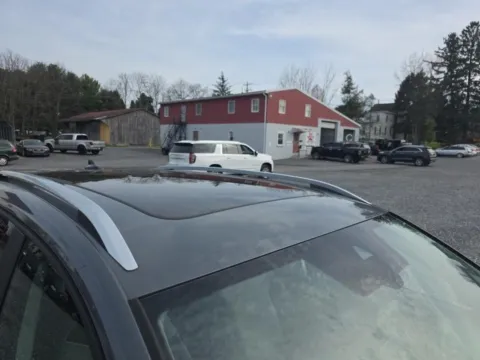 More photos of 2023 Volkswagen Taos 1.5T SE at Zeigler Nissan of Holland, MI