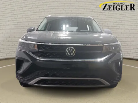 Photos of 2023 Volkswagen Taos 1.5T SE for sale in Holland, MI at Zeigler Nissan of Holland
