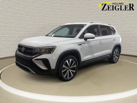 White 2023 Volkswagen Taos 1.5T SE for sale in Holland, MI