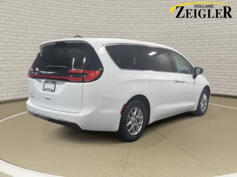More photos of 2024 Chrysler Pacifica Touring L at Zeigler Nissan of Holland, MI
