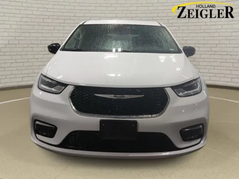 Photos of 2024 Chrysler Pacifica Touring L for sale in Holland, MI at Zeigler Nissan of Holland