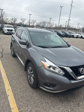 More photos of 2017 Nissan Murano SV at Zeigler Nissan of Holland, MI