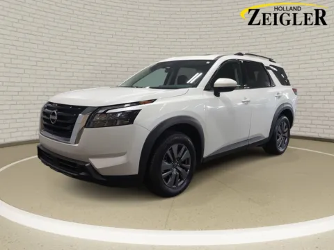 White 2024 Nissan Pathfinder SV for sale in Holland, MI