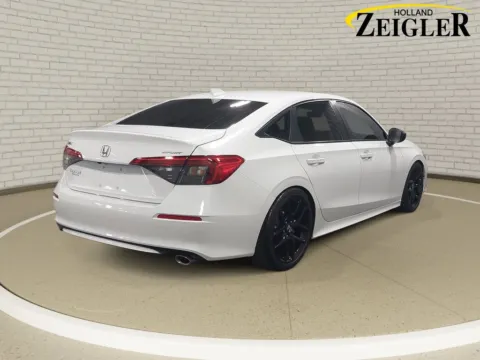 More photos of 2022 Honda Civic Sport at Zeigler Nissan of Holland, MI