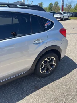 More photos of 2015 Subaru XV Crosstrek 2.0i Limited at Zeigler Nissan of Holland, MI