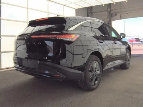 Another view of 2025 Nissan Murano SL for sale in Holland, MI at Zeigler Nissan of Holland