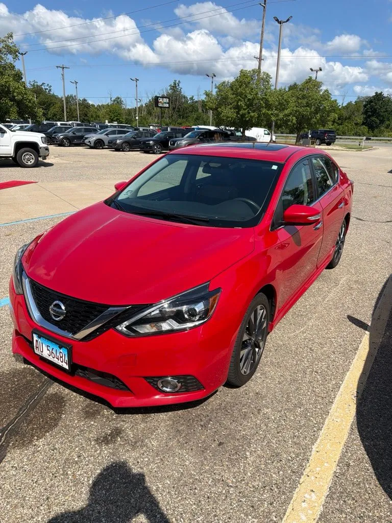 Red 2018 Nissan Sentra SR for sale in Holland, MI