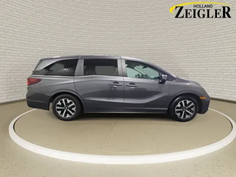 More photos of 2025 Honda Odyssey EX-L at Zeigler Nissan of Holland, MI