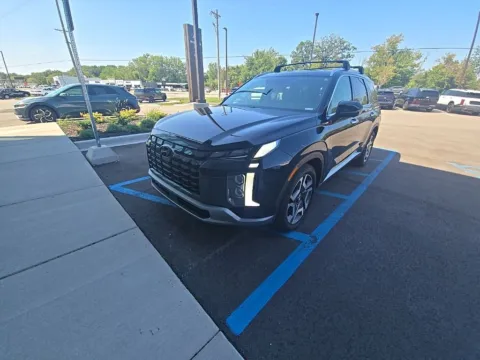 More photos of 2023 Hyundai Palisade SEL at Zeigler Nissan of Holland, MI