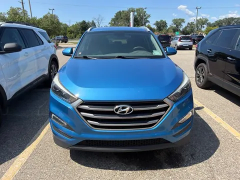 Blue 2017 Hyundai Tucson SE for sale in Holland, MI