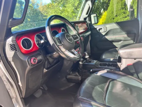 More photos of 2018 Jeep Wrangler Unlimited Rubicon at Zeigler Nissan of Holland, MI