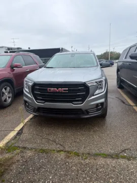 Photos of 2023 GMC Terrain SLT for sale in Holland, MI at Zeigler Nissan of Holland